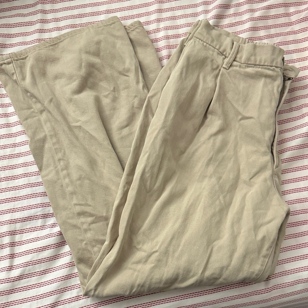 Uniqlo Women's Tan Loose fit Jeans